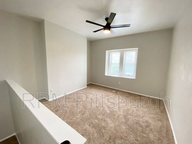 Building Photo - 753 Chautauqua Ct