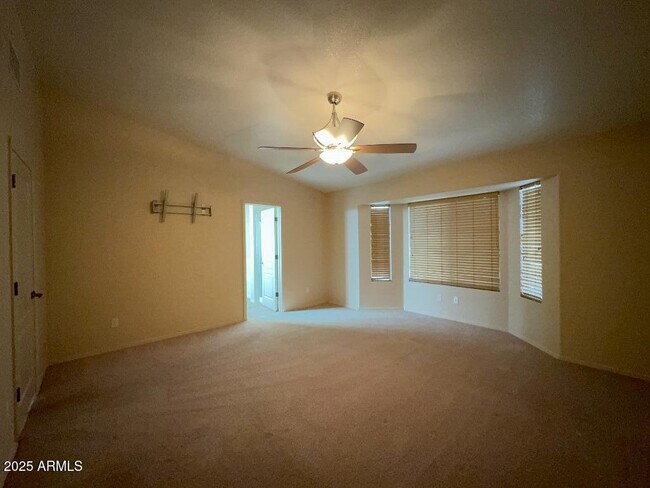 Building Photo - 3858 Plaza Margarita