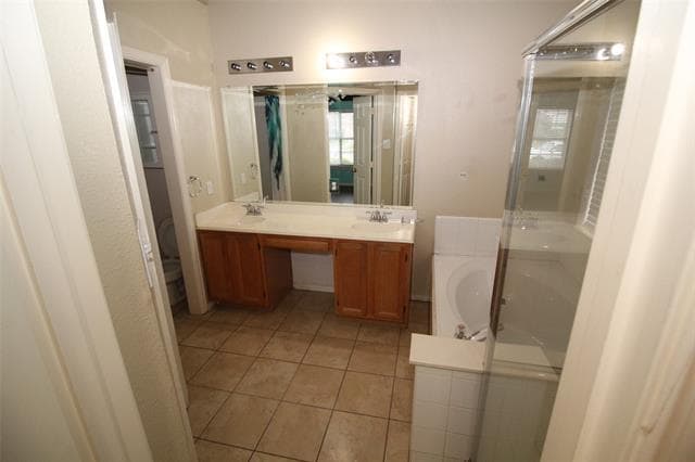 Building Photo - 10813 Copperwood Dr