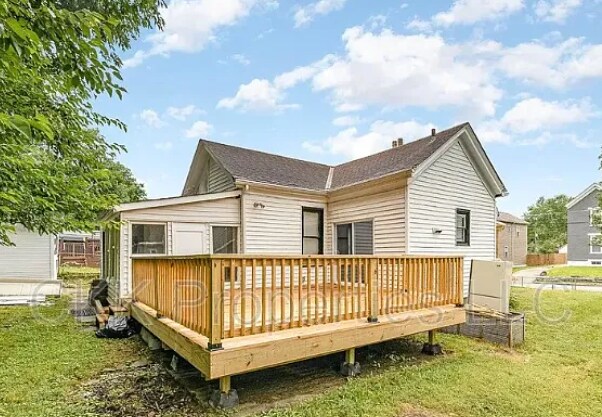 Primary Photo - 4916 Jameson St