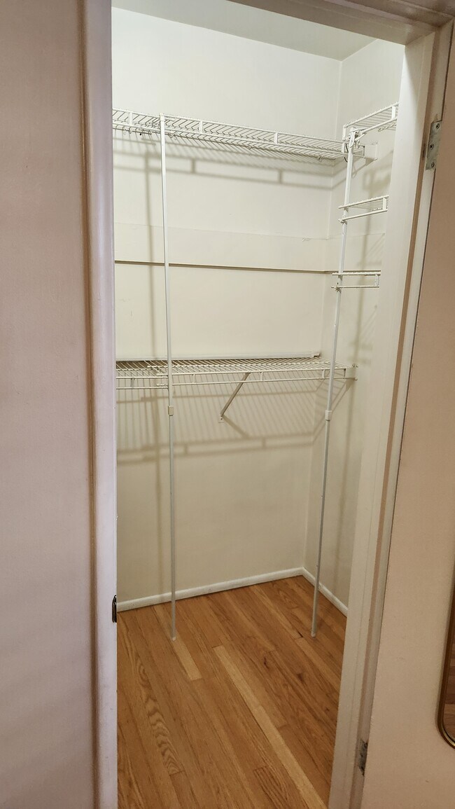 Building Photo - 2222 2nd St