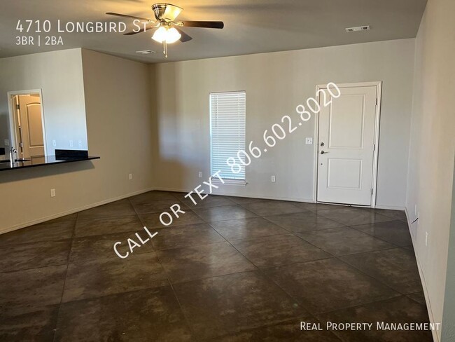 Building Photo - Beautiful spacious 3 bed 2 bath home with ...