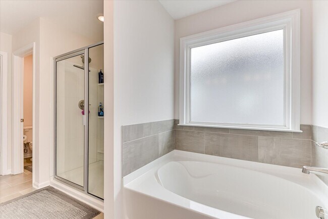 Building Photo - 6051 Big Pond Trl