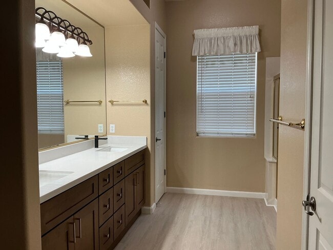 Building Photo - Stunning Manteca Home with 4 Bedrooms, 3 Baths - Single-Story Home with RV Access and Upgrades Ga...