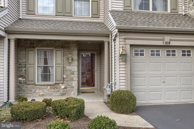 Building Photo - 1959 Deer Run Dr