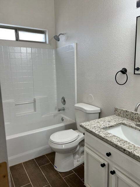 Building Photo - 3628 Tierra Alba Dr