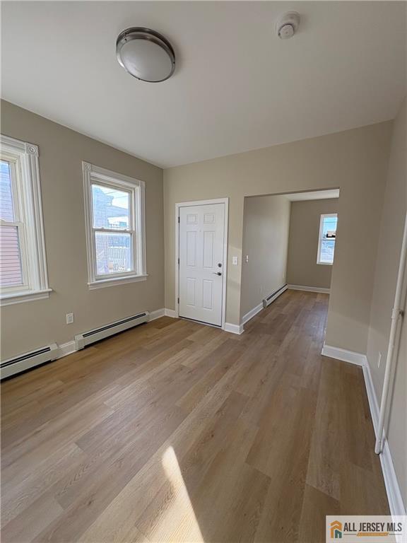 Building Photo - 402 Lawrence St