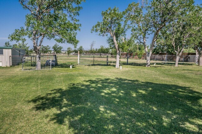 Building Photo - 7518 Lamount Dr