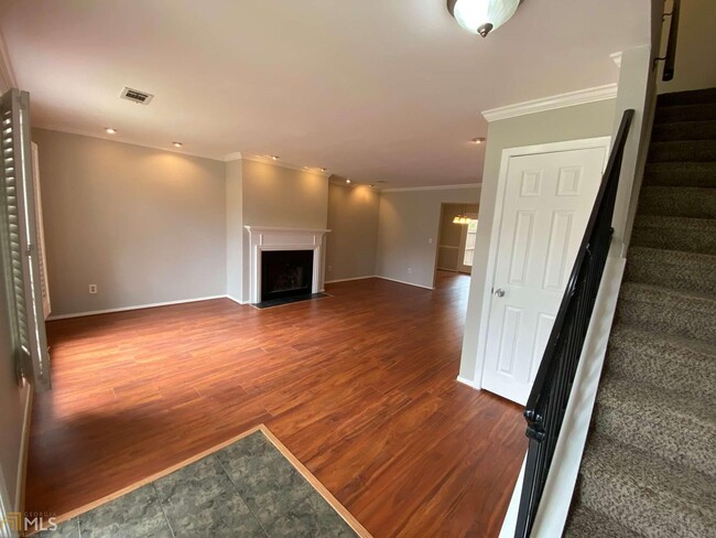 Building Photo - 6227 Summit Trail