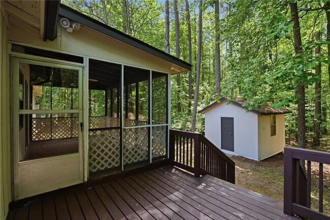 Building Photo - 4100 Dustin Dr NW