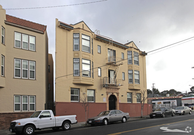 Building Photo - Kensington Manor Apartments