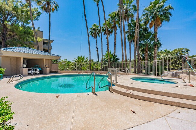 Building Photo - 5110 N 31st Way