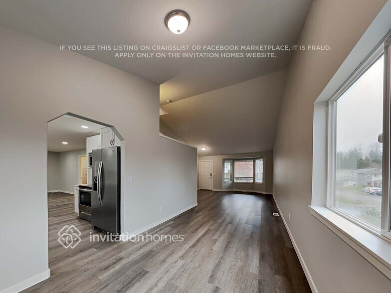 Building Photo - 6816 145th St Ct E
