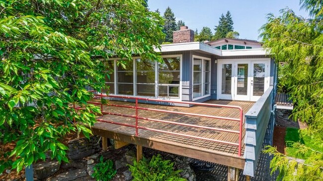 Primary Photo - Classic Mid-Century Modern Air Conditioned...