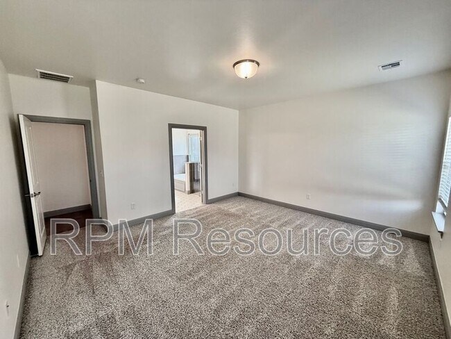 Building Photo - 3613 Shutter Ridge Dr