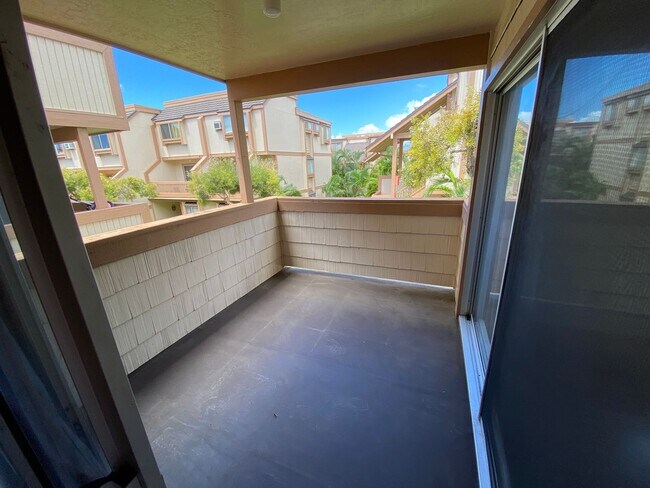 Building Photo - 98-943 Moanalua Rd #1703