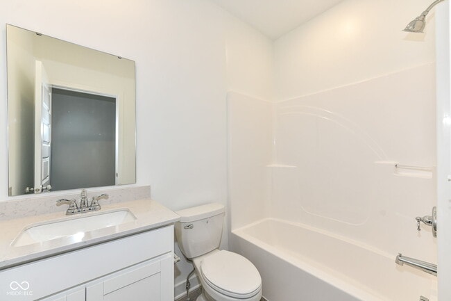 Building Photo - 16946 Daly Dr