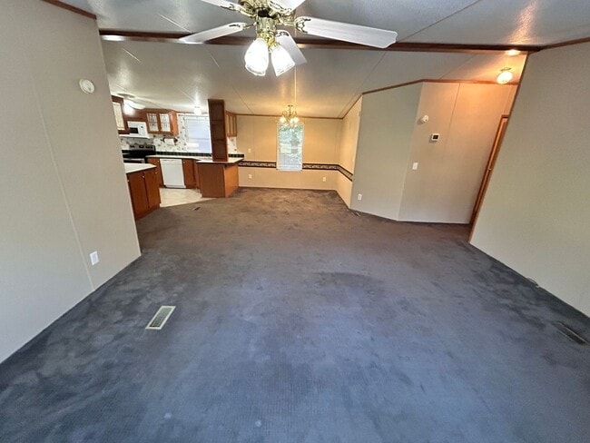 Building Photo - COZY 3 BR 2 BA located in Mount Holly  ***RENT SPECIAL : 1/2 OFF FIRST MONTH OF RENT!!!