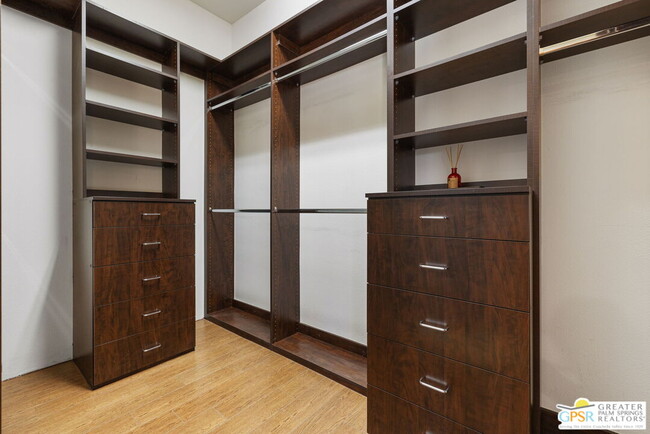 Building Photo - 40870 Avenida Rosario