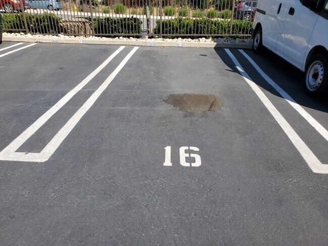 Building Photo - 6780 Mission Gorge Rd