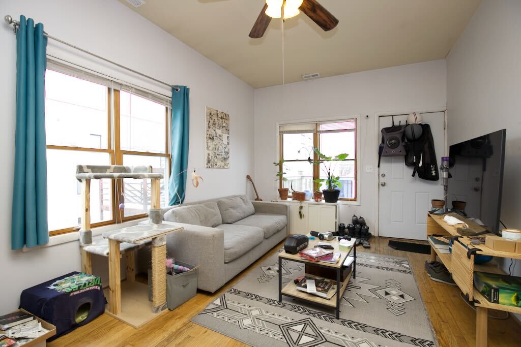 Building Photo - 1340 W Hubbard St