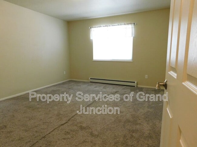 Building Photo - 3154 Glendam Drive