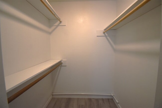 Building Photo - 220 Westward Ave