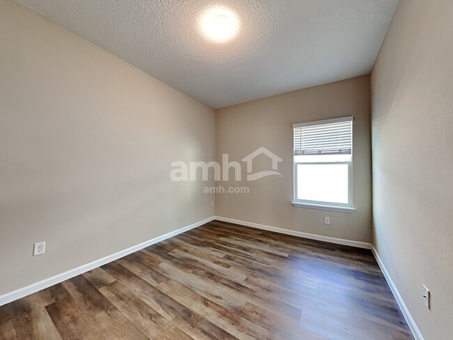 Building Photo - 295 Stone Arbor Ln