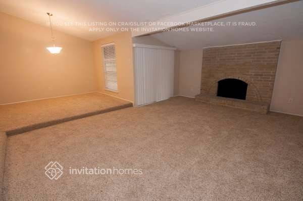 Building Photo - 18110 Navajo Trail Dr