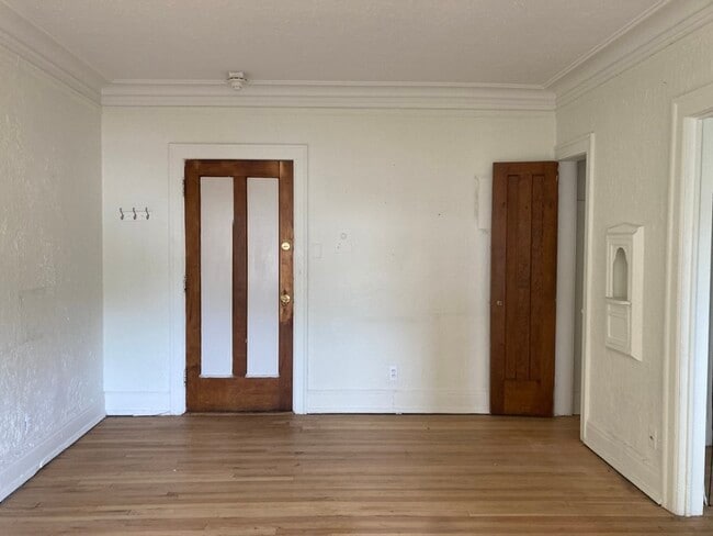 Building Photo - 1141 Holcomb St
