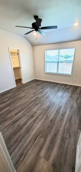 Building Photo - 115 Appalachian Trl