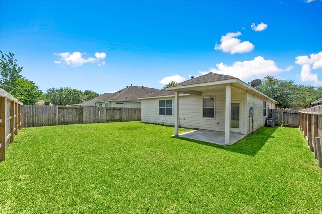 Building Photo - 10010 Deer Track Ct