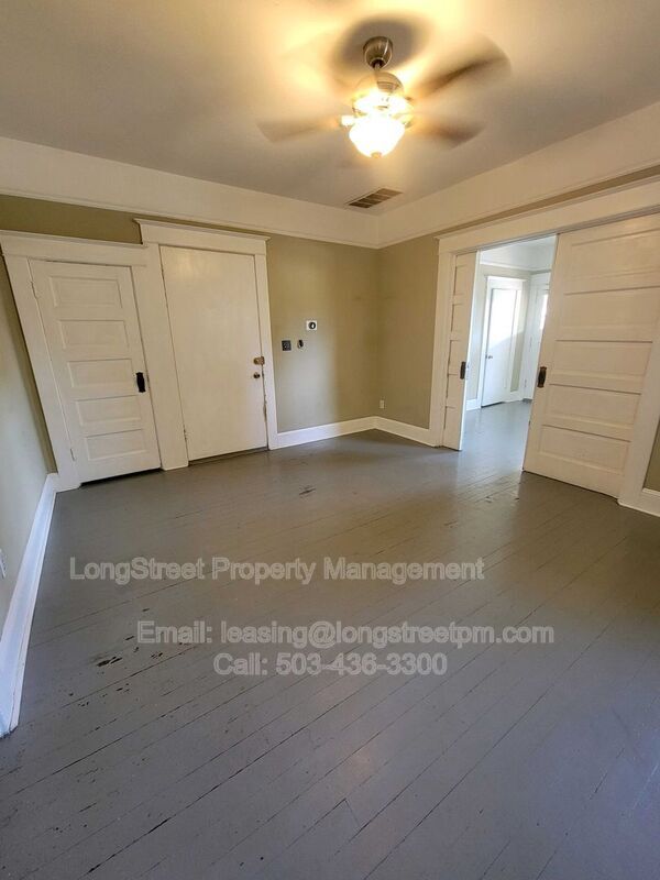Building Photo - 3816 N Borthwick Ave