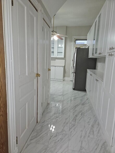 Building Photo - 117 V St NW