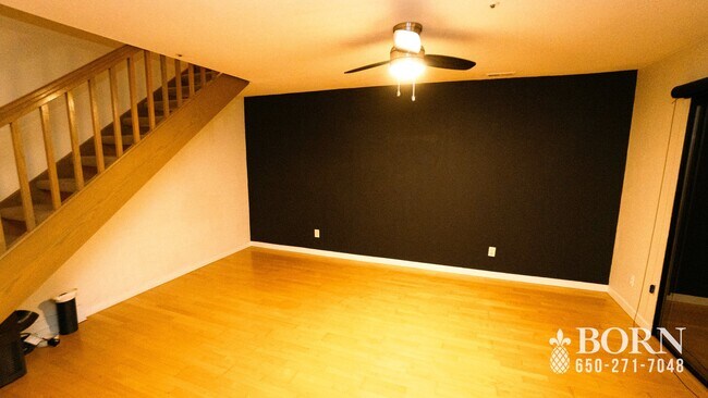 Building Photo - 939 Laurel St