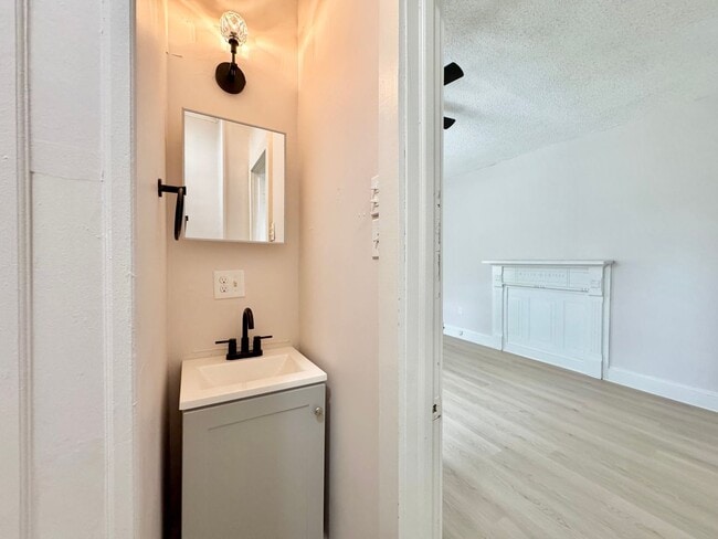 Building Photo - North Mecklenburg Duplexes