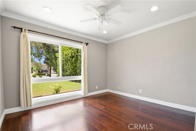 Building Photo - 1403 E Chalynn Ave
