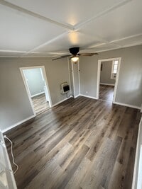 Building Photo - 1800 W Webster St