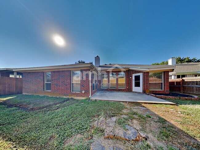 Building Photo - 2814 Cheshire Way