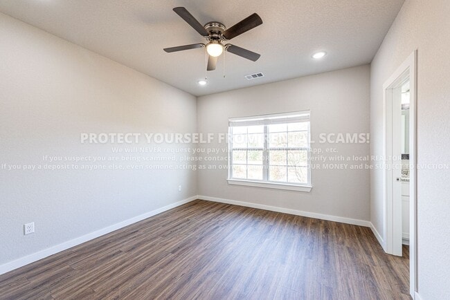 Building Photo - 3102 SW Garrison Ln