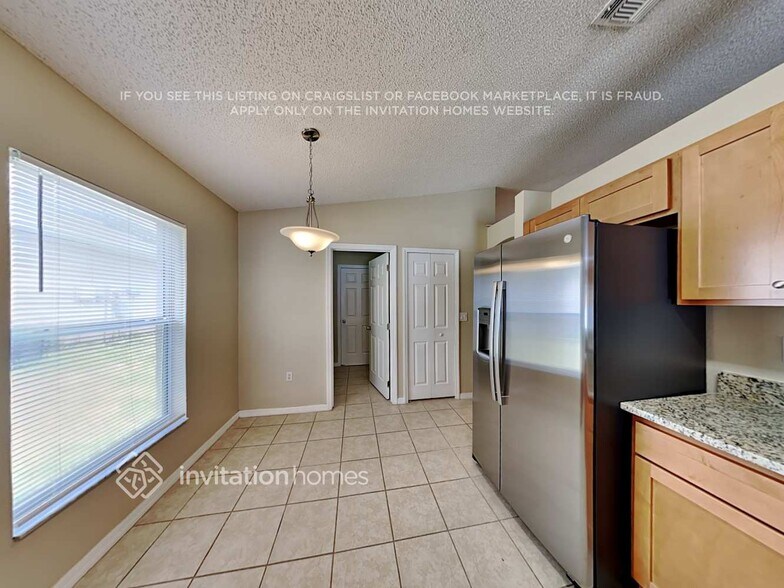 Building Photo - 709 Jessamine Dr