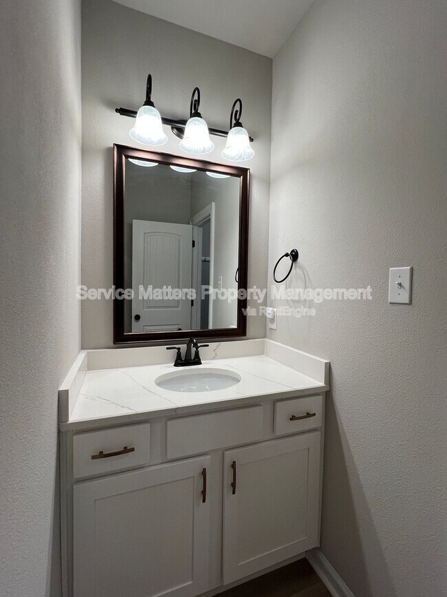 Building Photo - 4669 Sago Palm Cir