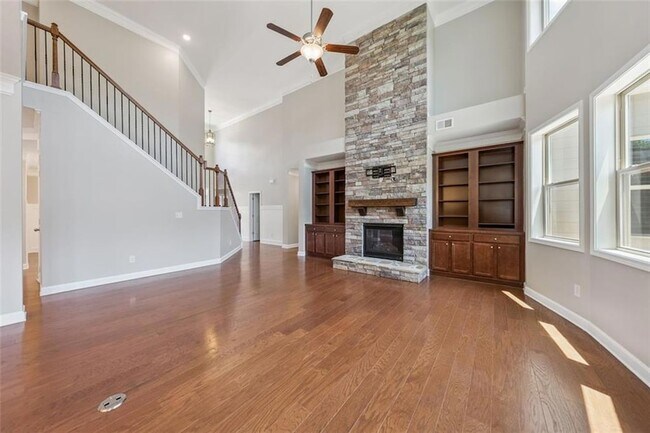 Building Photo - 226 Haney Rd