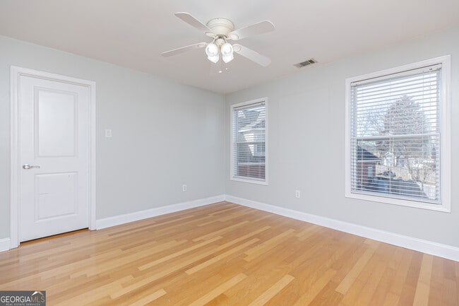 Building Photo - 100 Montview Way