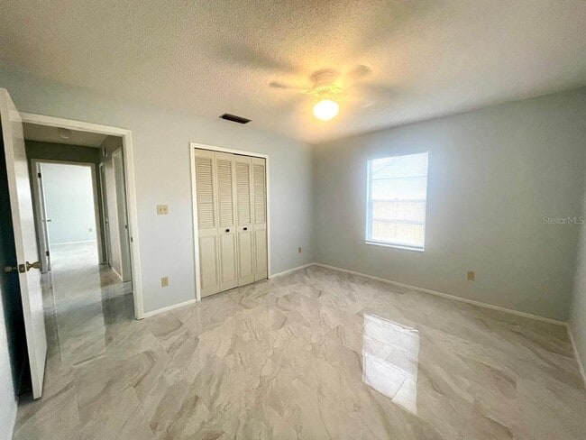 Building Photo - 1734 Willa Cir