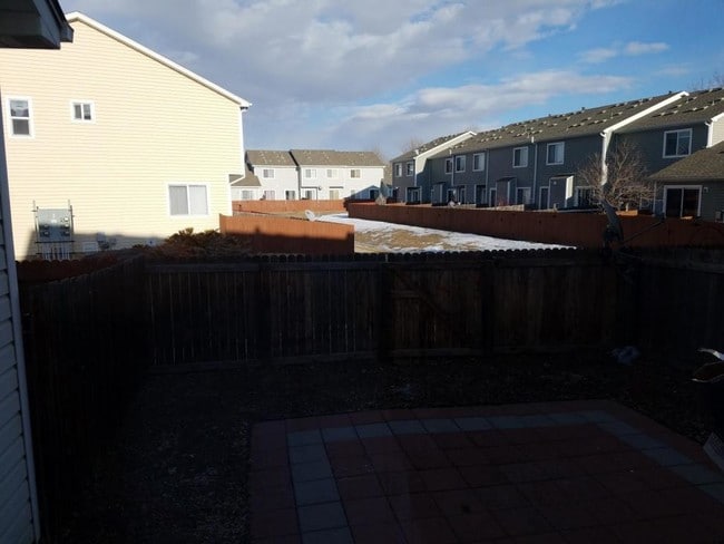 Building Photo - 1691 Oak Creek Dr