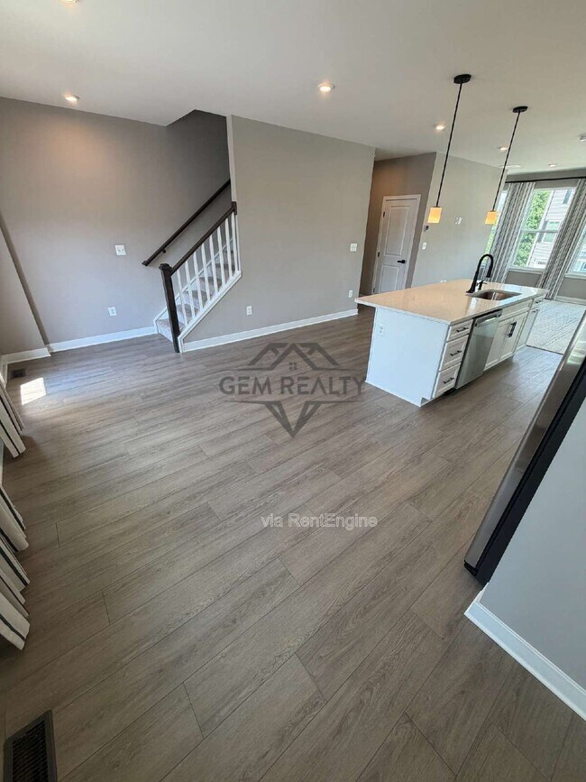 Building Photo - 8700 Stevenson Ln