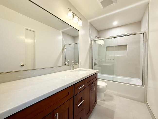 Building Photo - Newly Remodeled San Bruno Home - Easy SF/Silicon Valley Commute