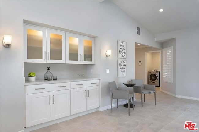 Building Photo - 64356 Doral Dr