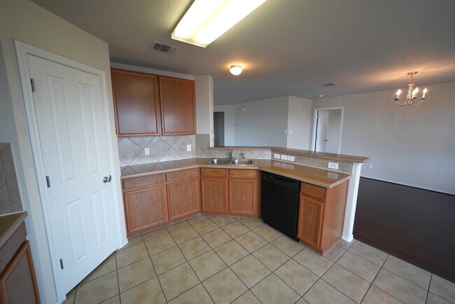 Building Photo - 5011 Braden Gate